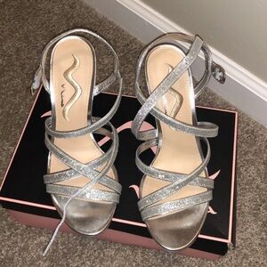 Nina Silver Heels 8M